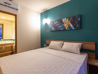 Quarto cama de casal